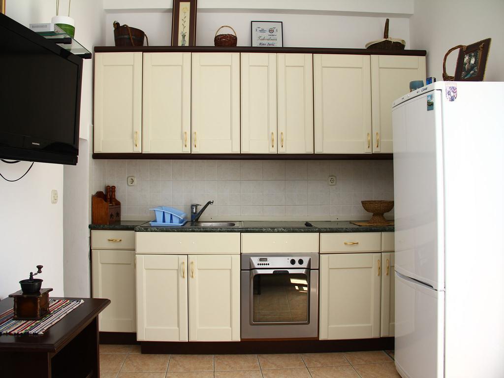 Holiday Home Blaz Primošten Rom bilde